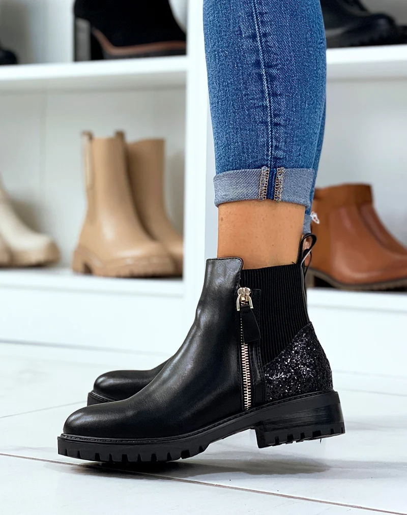 Bottines basses noires à détails pailletés