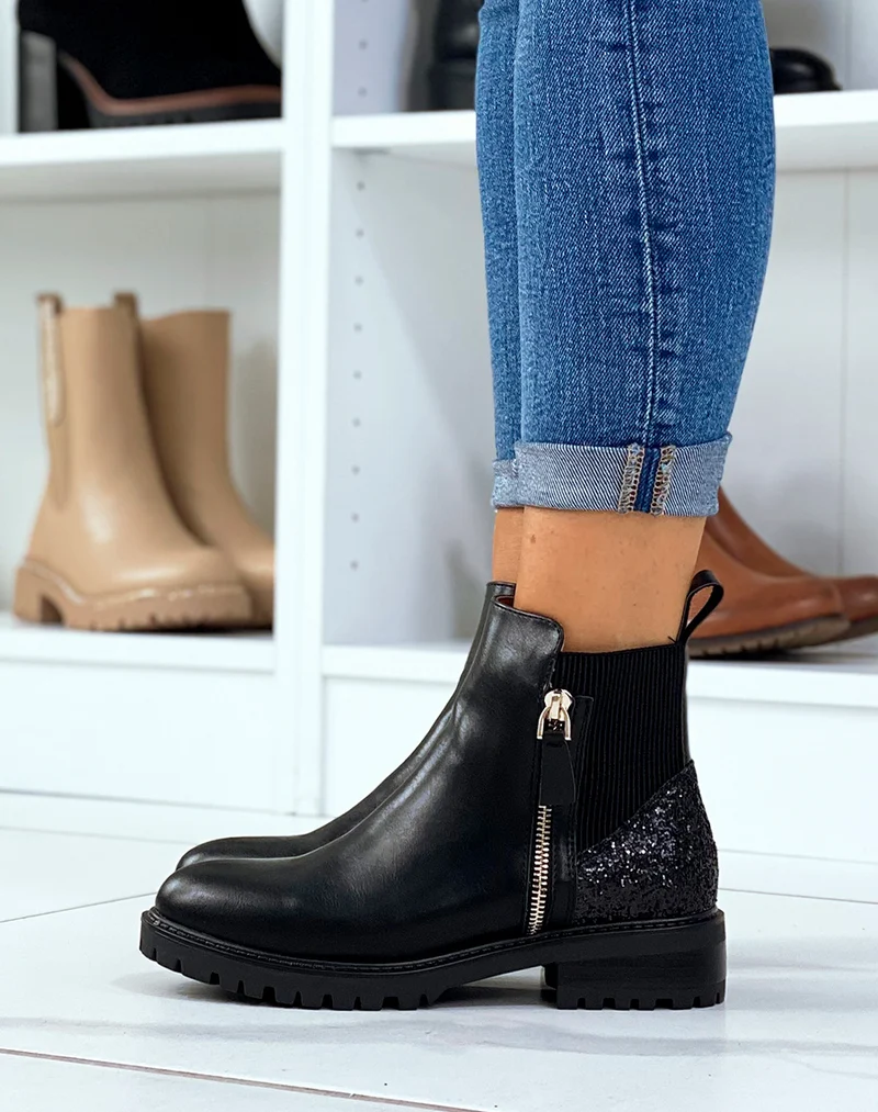 Bottines basses noires à détails pailletés
