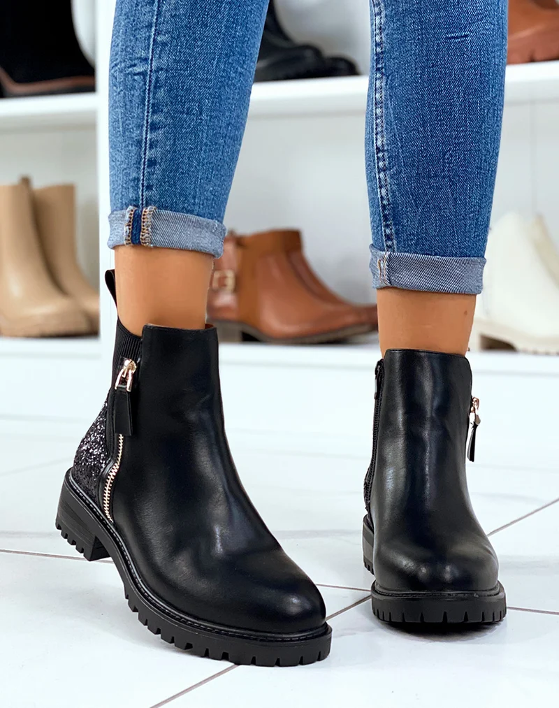 Bottines basses noires à détails pailletés