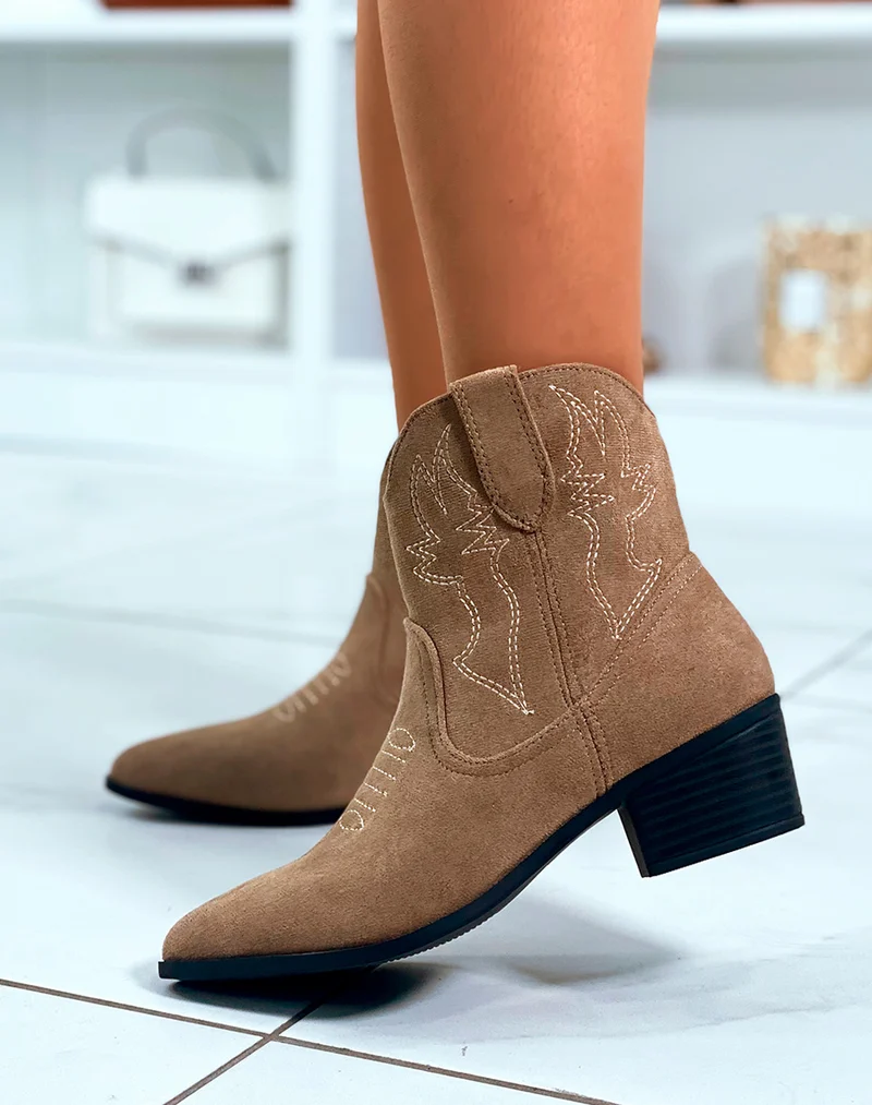 BOTTINES STYLE SANTIAG EN SUÉDINE MARRON CLAIR