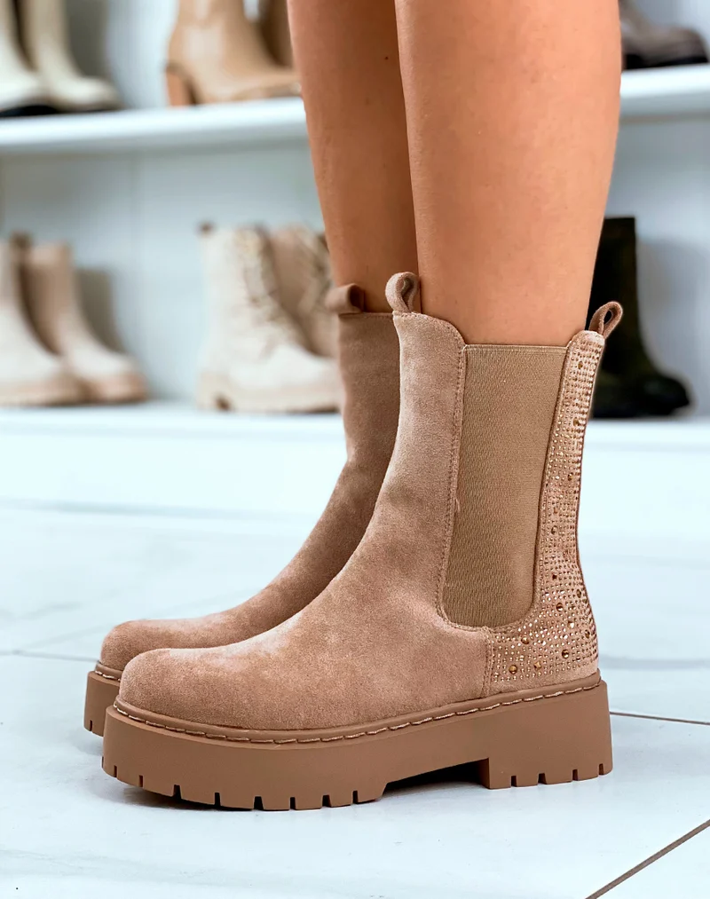 Bottines Style Chelsea Beiges avec Éclat Pailleté – Incontournables du Dressing Féminin