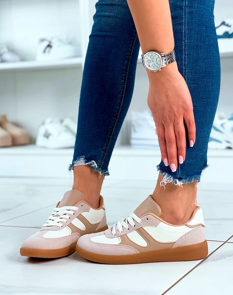 Baskets à lacet avec empiècements beige pour femme