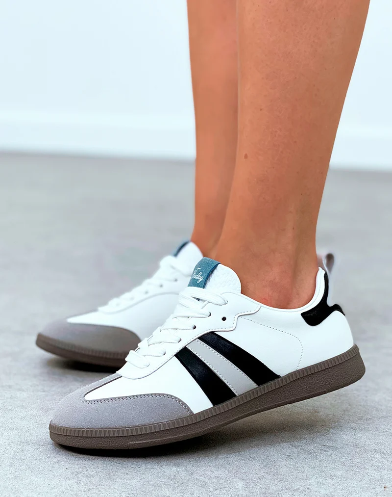 Baskets femme blanche et grise tendance à lacets et empiècements