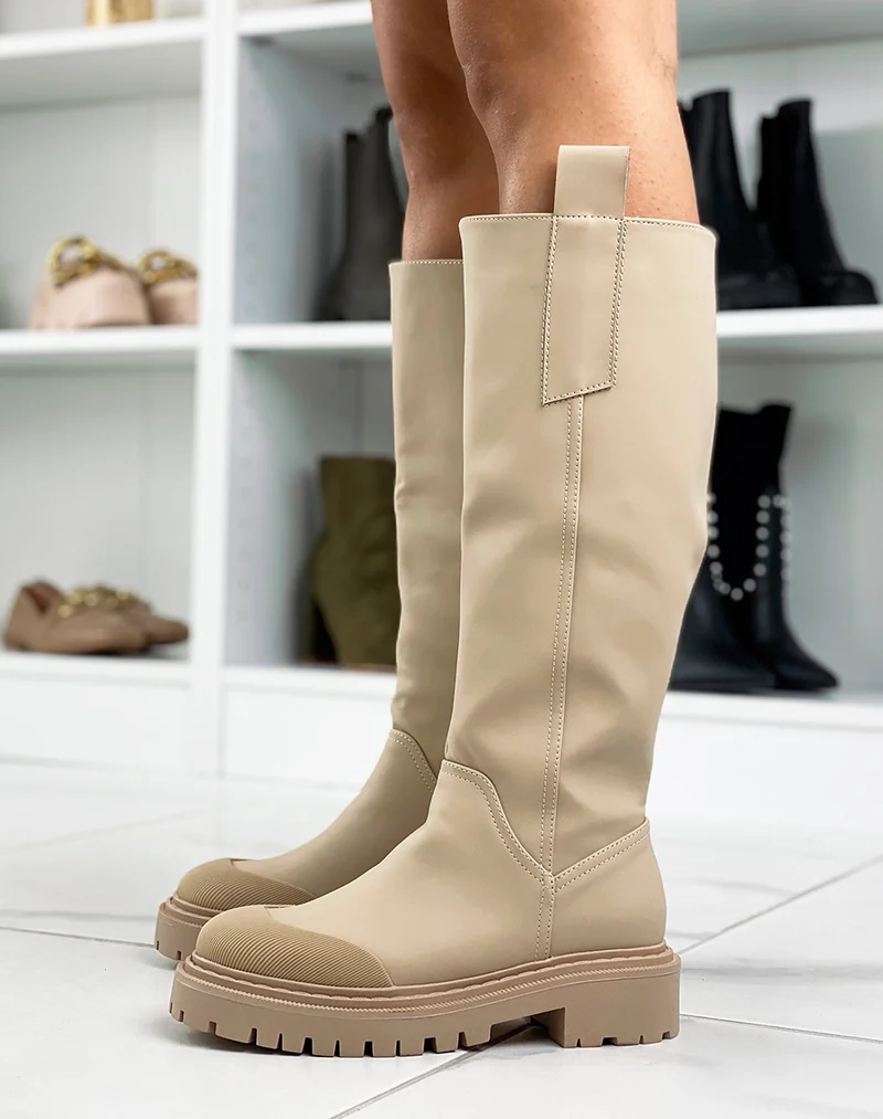 Bottes hautes beiges gommées
