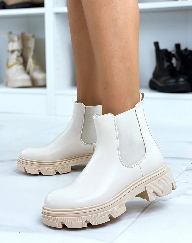 Chelsea boots beiges talonnées à semelle crantée