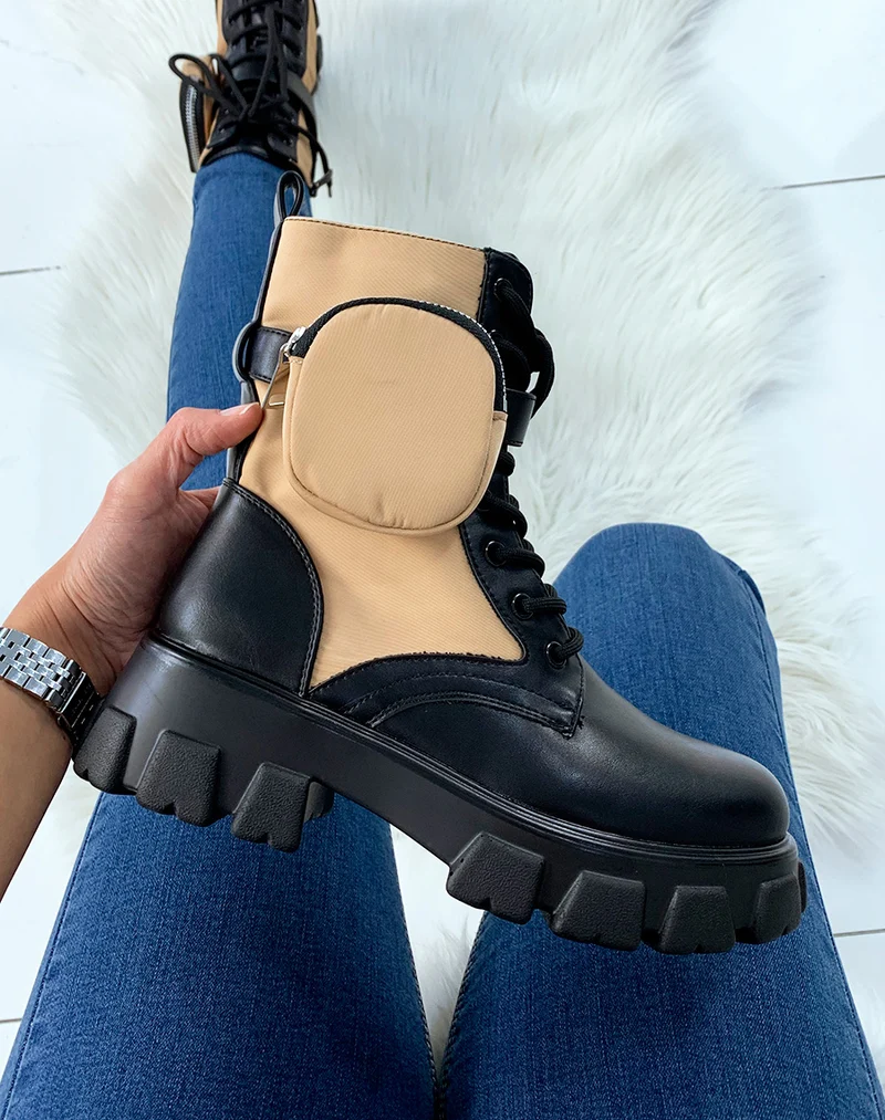 Bottines bi-matière noires et beiges semelles crantées à pochette