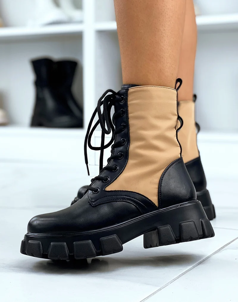 Bottines bi-matière noires et beiges semelles crantées à pochette
