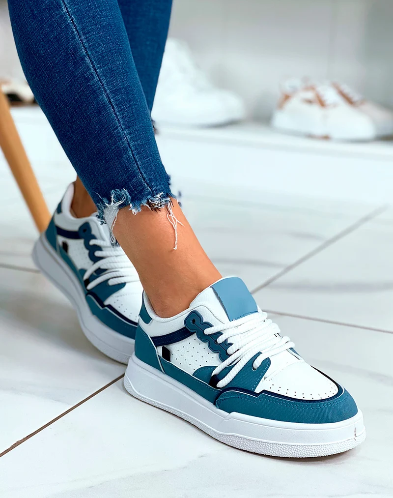 BASKETS BASSES BLEUES TENDANCES ? LACET ?PAIS