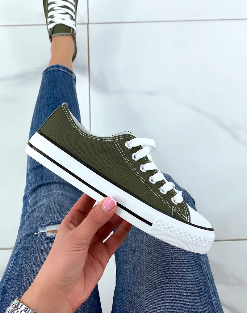 Baskets basses en tissu kaki